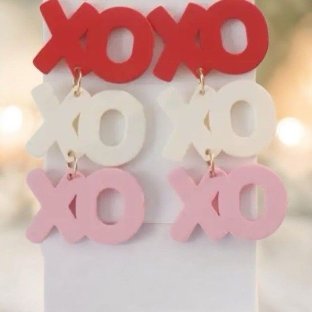 XOXO Red White and Pink Women's Pierced Earrings Gold Tone New with Tags NWT